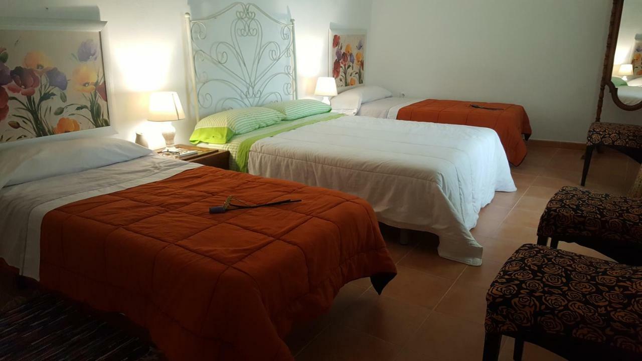 Apartamentos Andrada Casar de Cáceres Exteriör bild
